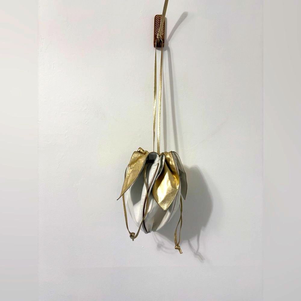 Vintage 80s Metallic Gold White Drawstring Petal Bucket Purse